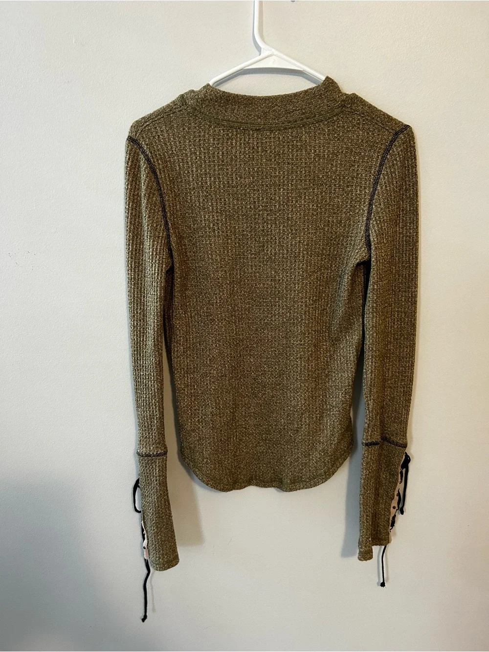 Free People Mountaineer Lace Up Cuff Thermal Waffle Top SZ Small